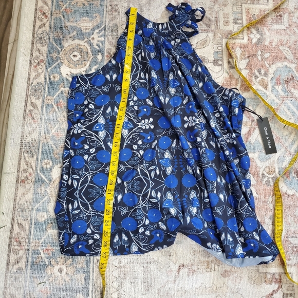 Doe & Rae blue abstract floral halter tank L - Picture 10 of 12